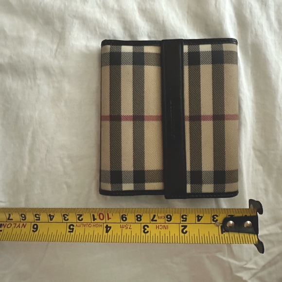 Burberry wallet - Picture 8 of 8